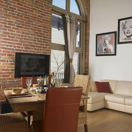 Loft Au Coeur Du Vieux-Quebec Apartment Luaran gambar