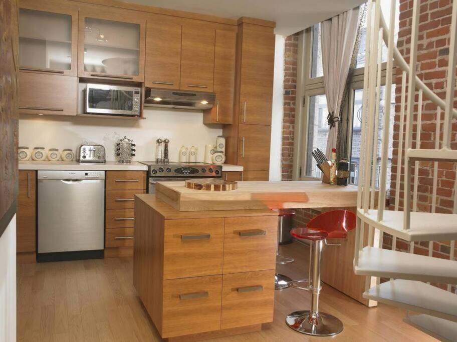 Loft Au Coeur Du Vieux-Quebec Apartment Luaran gambar